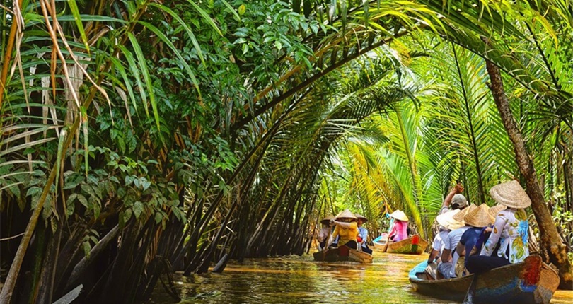 Great Laos And Vietnam 15 Days